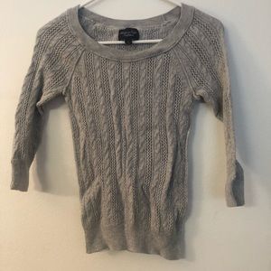 American Eagle 3/4 sleeves knit sweater